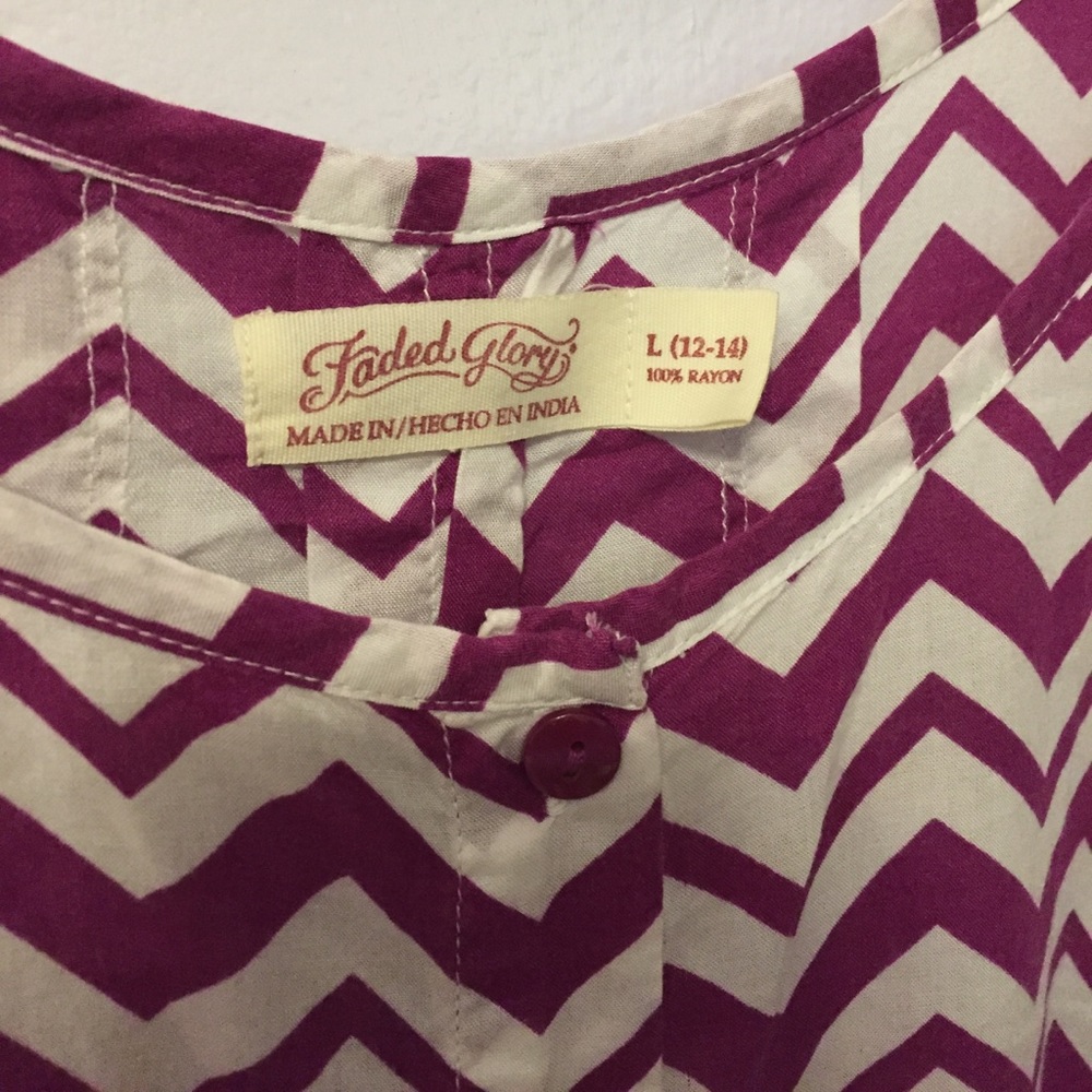 Purple and White Chevron Tank Top Large - Picture 4 of 8